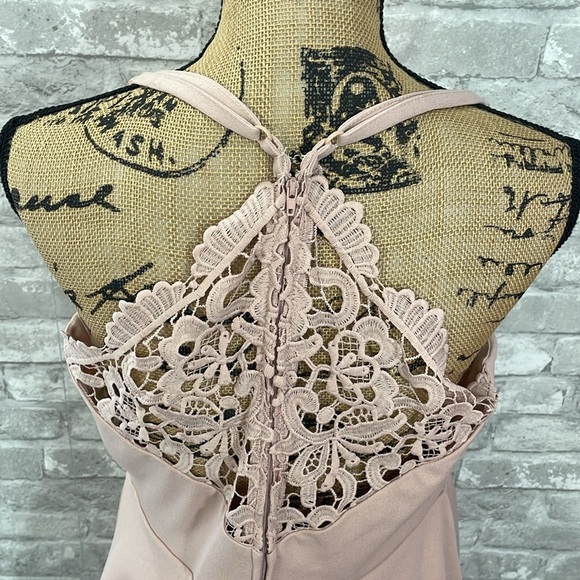 Altar’d State Layered Lace Back Dress - Picture 4 of 6